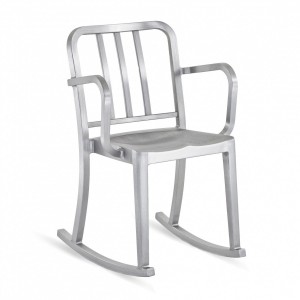 Mecedora brazos Heritage de Emeco. Mecedora aluminio