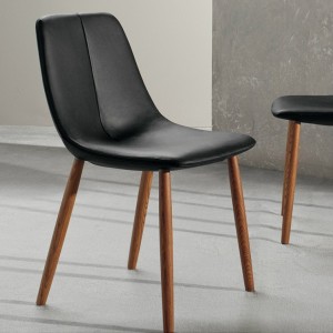 Silla By de Bonaldo. Sillas modernas. Mobiliario de diseño.