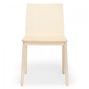 Silla Osaka 2810 de Pedrali. Sillas de diseño. Sillas de madera modernas.