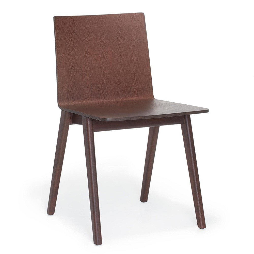 Silla Osaka 2810 de Pedrali. Sillas de diseño. Sillas de madera modernas.