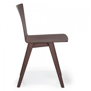 Silla Osaka 2810 de Pedrali. Sillas de diseño. Sillas de madera modernas.