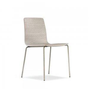 Silla Inga 5613/5619 de Pedrali. Sillas de diseño moderno. Sillas para comedor.
