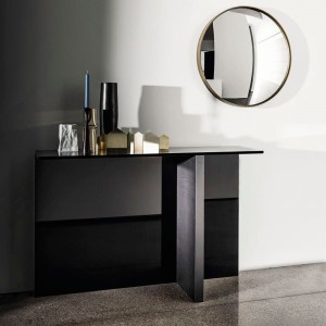 Consola Regolo de Sovet Italia. Mesas y complementos de diseño. Consolas de recibidor.