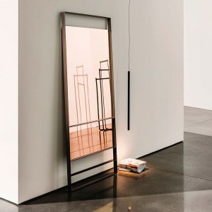 Espejo Visual linear Sovet Italia. Mesas y complementos de diseño.