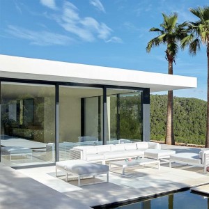 Sofá modular 3 DNA para exterior de Gandia Blasco. Sofás y sillones de diseño.