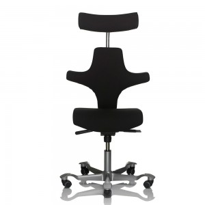 Silla Capisco 8127 con cabezal de Hag. Sillas de oficina de diseño noruego.