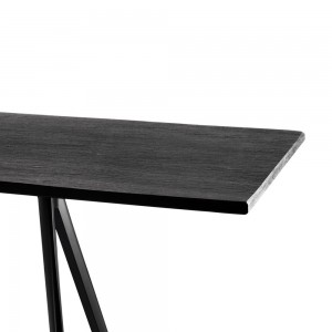 Mesa Baguette de Magis. Mesa de diseño moderno para oficinas y estudios.
