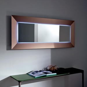 Espejo Denver Up cristal Sovet Italia. Espejo con luz LED y marco perimetral.